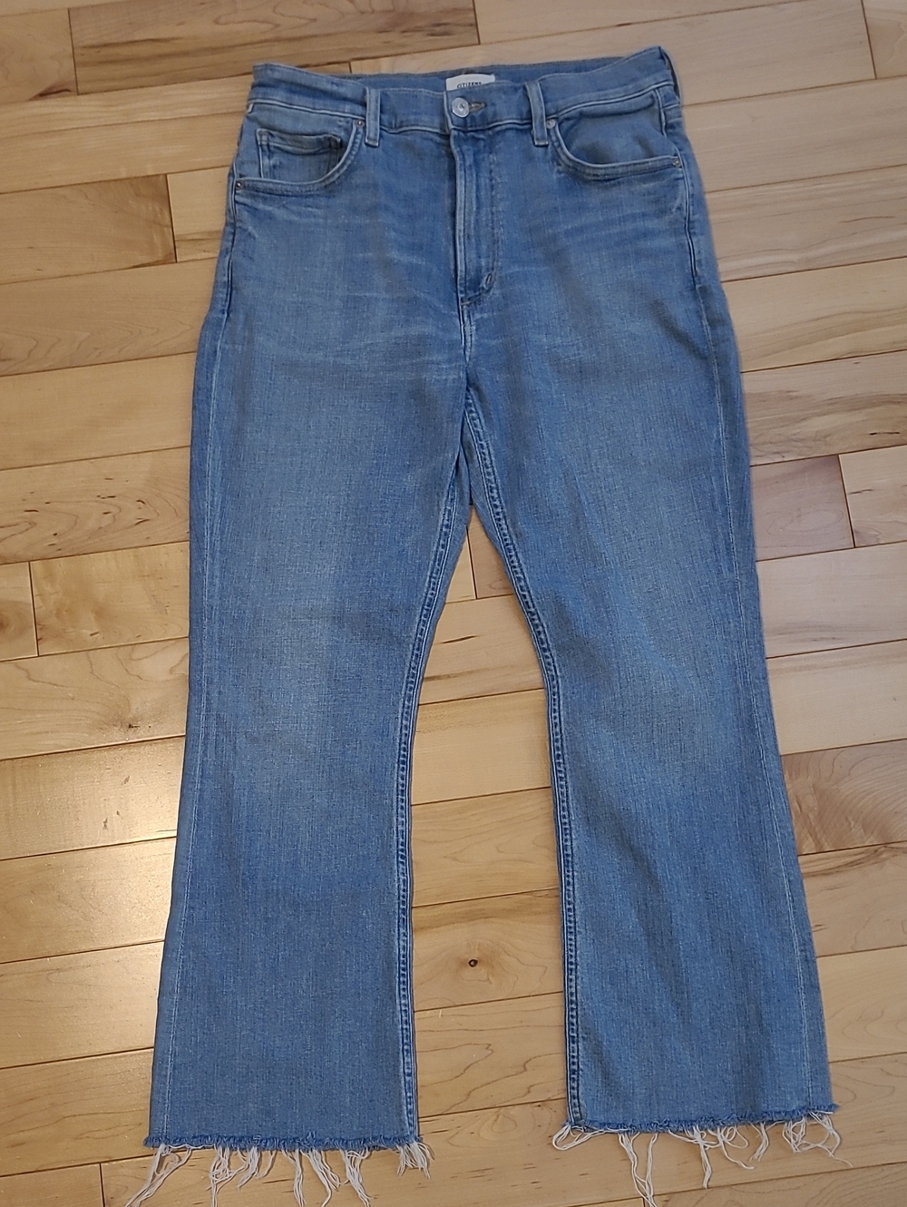 Citizens Of Humanity Women's Size 28 Light Blue Capri Jeans with Frayed Hem